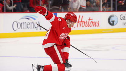 而是他在这 而是他在这